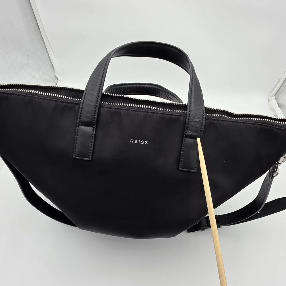 Reiss Carlton Nylon Black Messenger Bag - Picture 10 of 16